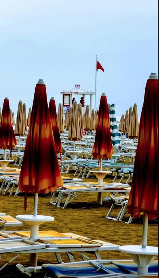 Hotel D'Annunzio 리도 디 예솔로 외부 사진